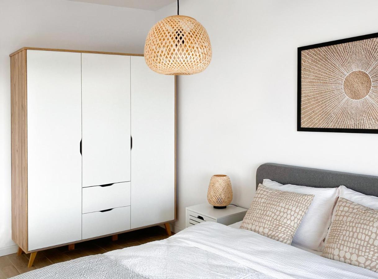 Appartement Sol - Self Check-in, Free Parking Oradea